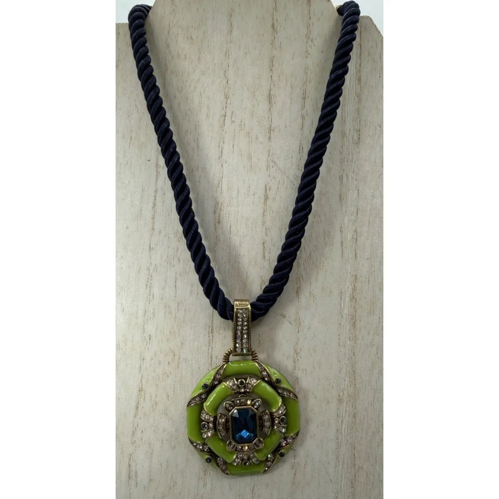 NWTS Heidi Daus Newport Chic II Enamel & Crystal Necklace Green Medallion & Cord
